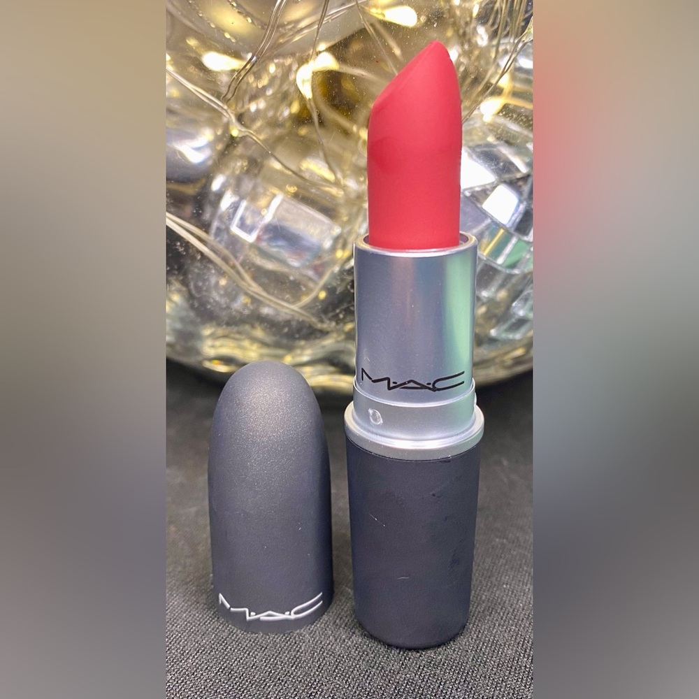 MAC POWDER KISS LIPSTICK